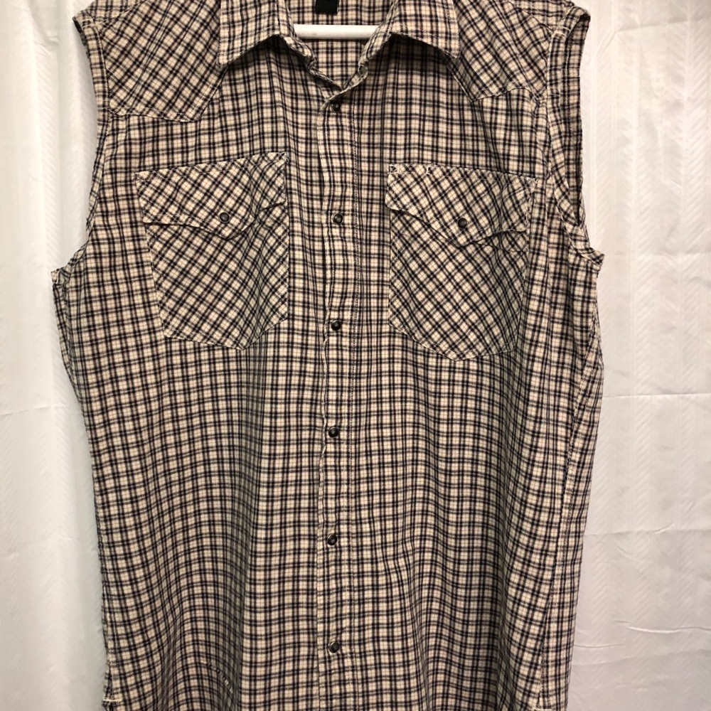 Rock Creek Ranch Sleeveless Plaid Shirt